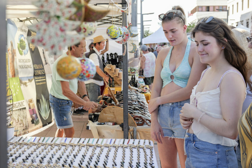 La vida comercial en Puerto del Rosario
